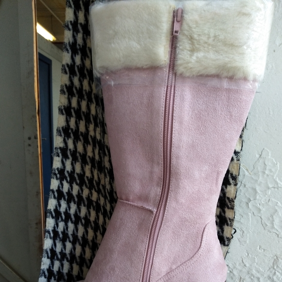 Splash Chunky Heeled Suede like Boots - Picture 7 of 7